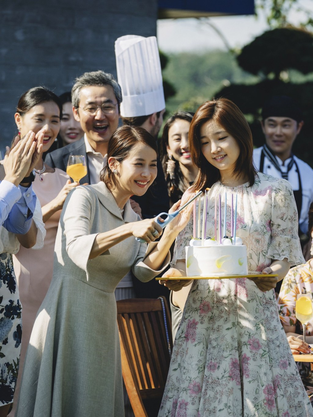 Parasite plot holes and&nbsp;inconsistencies